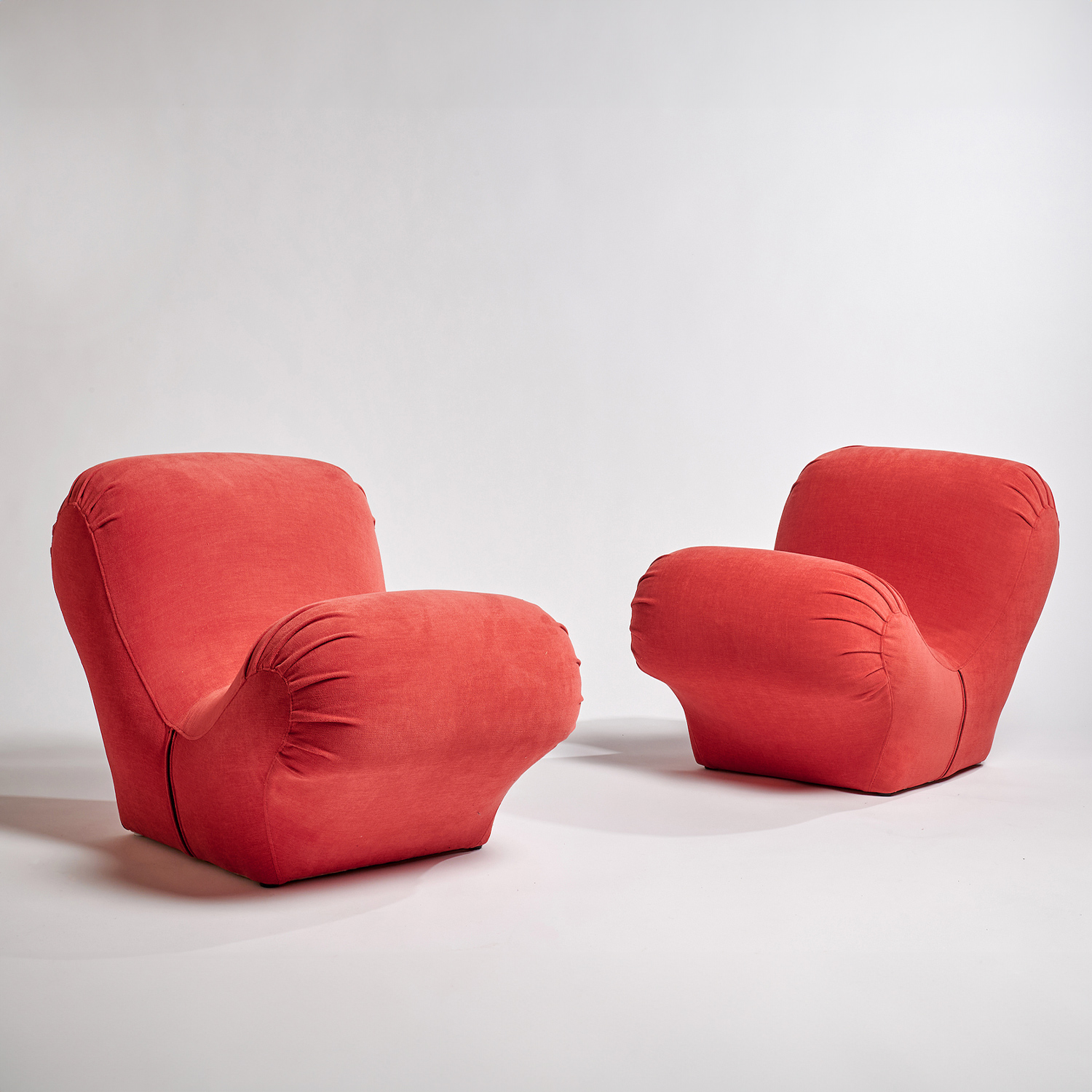 paire fauteuils lounge sculpturaux